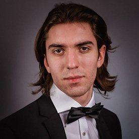 Triszt�n_Makr�czi