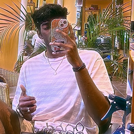 vishnu32677839r8yb