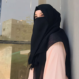 Hafsa Naveed - Creative Designer and a Business Student. in Karachi ...