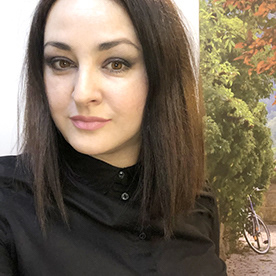 Nara Nakhshkarian